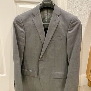 Banana Republic Men’s Tailored Fit Wool Suit (size 38S blazer and 30/30 pants).
